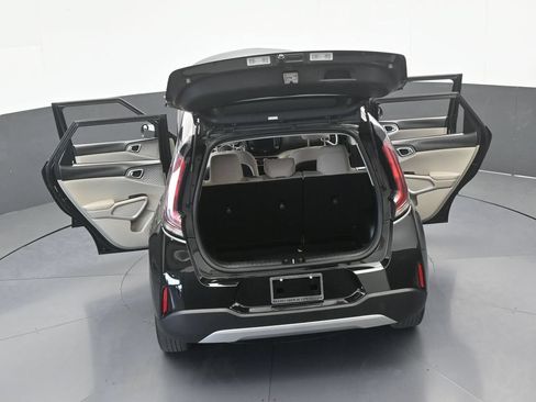 Used 2023 Kia Soul LX FWD image 55