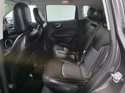Used 2020 Jeep Compass Limited AWD/4WD image 10