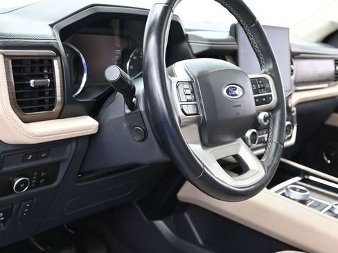 Used 2024 Ford Expedition Max Limited image 15