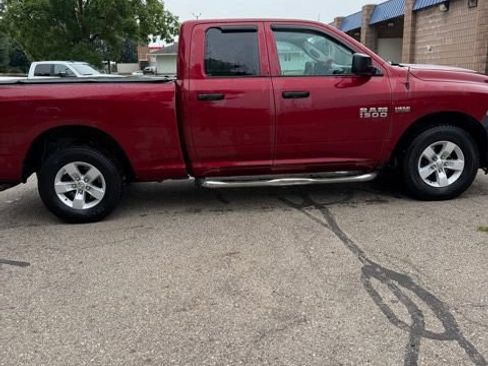 Used 2015 RAM 1500 ST w/ SXT Appearance Group AWD/4WD image 2