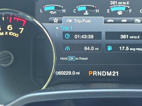 Used 2016 Ford F150 Lariat w/ Equipment Group 502A Luxury AWD/4WD image 12