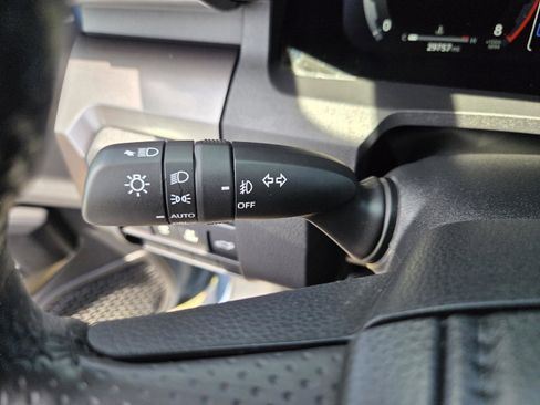 Used 2025 Toyota 4Runner TRD Off-Road Premium AWD/4WD image 11
