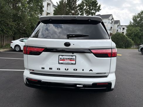 New 2026 Toyota Sequoia Platinum AWD/4WD image 5