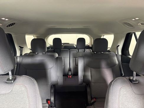 Certified 2025 Ford Explorer Active AWD/4WD image 13