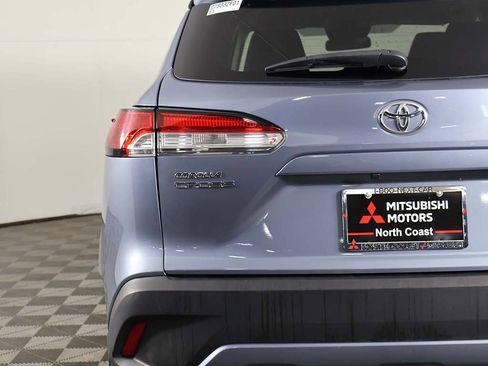 Used 2024 Toyota Corolla Cross LE image 13