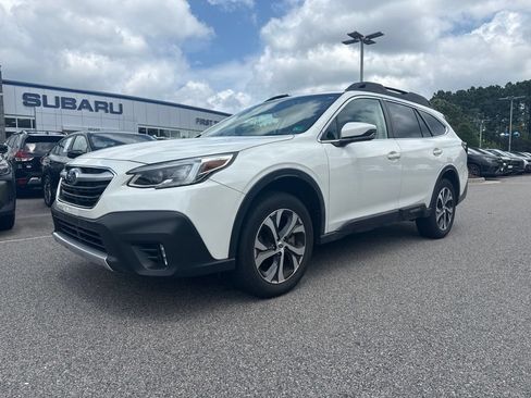 Used 2022 Subaru Outback Limited AWD/4WD image 2