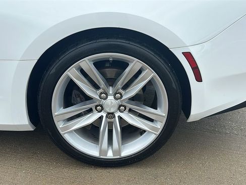 Used 2017 Chevrolet Camaro SS RWD image 18