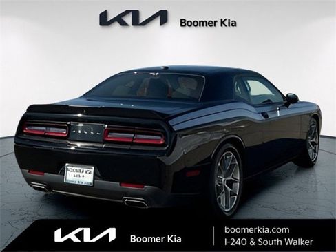 Used 2023 Dodge Challenger GT image 5