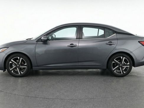 Used 2025 Nissan Sentra SV FWD image 5