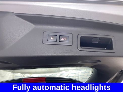 Certified 2025 Subaru Forester Premium AWD/4WD image 20