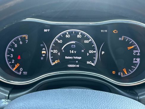 Used 2015 Jeep Grand Cherokee Altitude AWD/4WD image 28