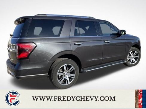 Used 2023 Ford Expedition Limited AWD/4WD image 5