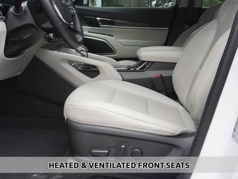 Used 2024 Kia Telluride S AWD/4WD image 6
