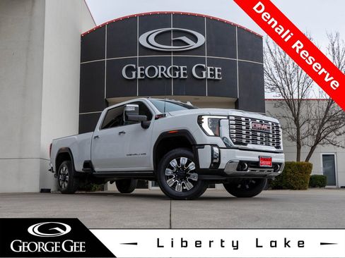 Used 2024 GMC Sierra 3500 Denali w/ Denali Reserve Package image 2