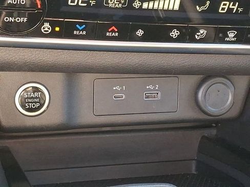 Certified 2023 Nissan Rogue SL w/ SL Premium Package image 28