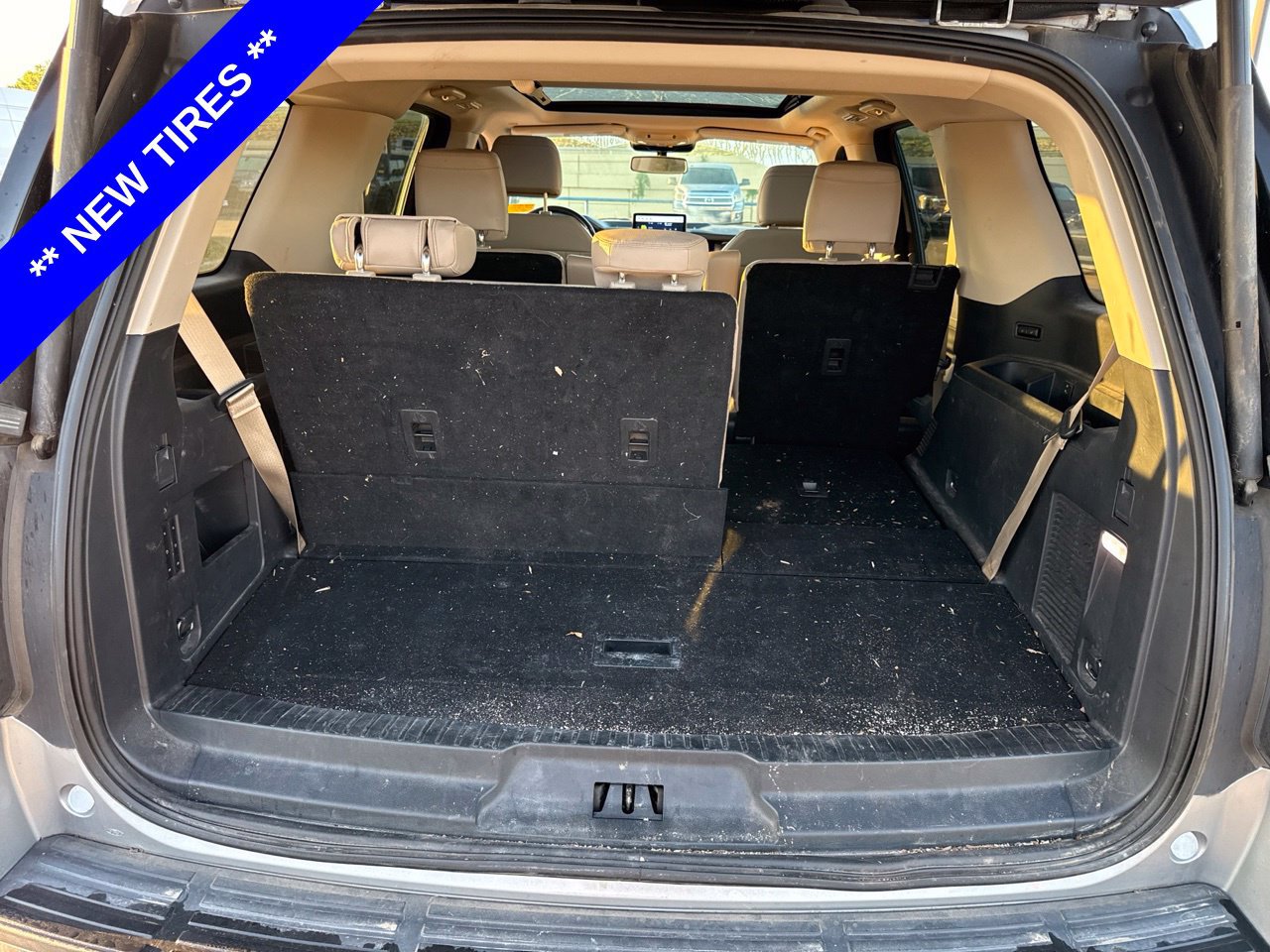 Used 2024 Ford Expedition Limited RWD image 10