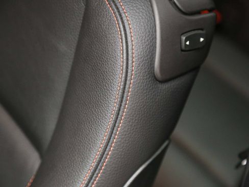 Used 2011 BMW 1 Series M RWD image 21
