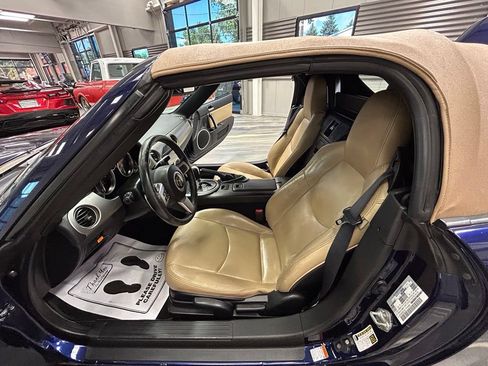 Used 2009 MAZDA MX-5 Miata Grand Touring RWD image 41