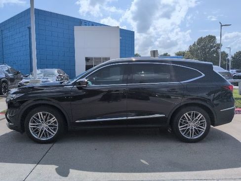 Used 2023 Acura MDX SH-AWD w/ Advance Package image 2