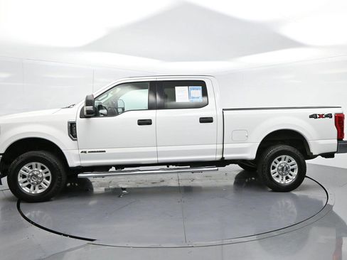 Used 2017 Ford F250 XLT AWD/4WD image 4