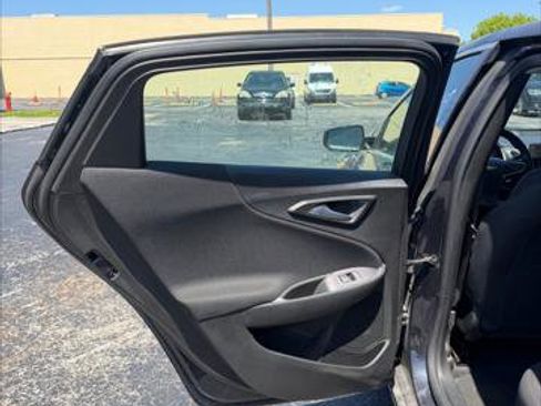 Used 2023 Chevrolet Malibu LT image 18
