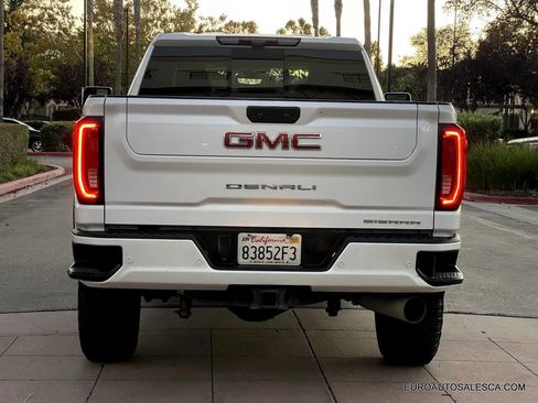 Used 2021 GMC Sierra 2500 Denali w/ Denali Ultimate Package image 5