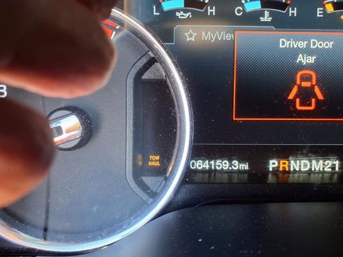 Used 2017 Ford F350 Platinum image 17