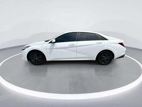 Used 2021 Hyundai Elantra Blue FWD image 5