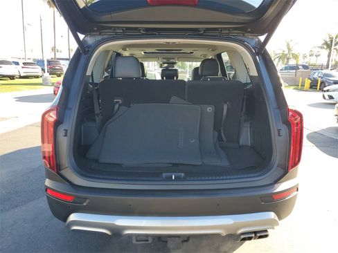 Used 2020 Kia Telluride EX w/ Towing Package image 9