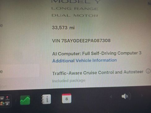 Used 2023 Tesla Model Y Long Range AWD/4WD image 13