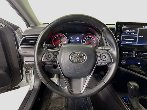 Used 2023 Toyota Camry XSE image 13