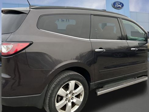 Used 2016 Chevrolet Traverse LT w/ Style and Technology Package image 16