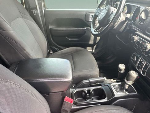 Used 2020 Jeep Wrangler Unlimited Sport S AWD/4WD image 35