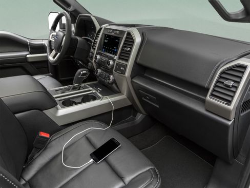 Used 2019 Ford F150 King Ranch w/ Equipment Group 601A Luxury AWD/4WD image 30