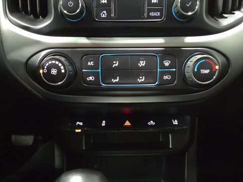 Used 2022 Chevrolet Colorado LT w/ Fleet Safety Package image 25