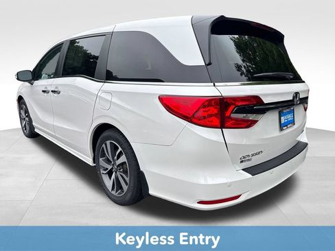 Used 2024 Honda Odyssey Touring image 4