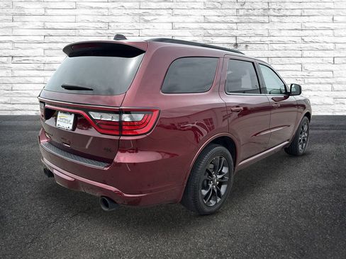 Used 2023 Dodge Durango R/T image 3