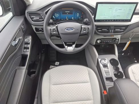 New 2025 Ford Escape Active w/ Active Premium Tech Pack AWD/4WD image 9