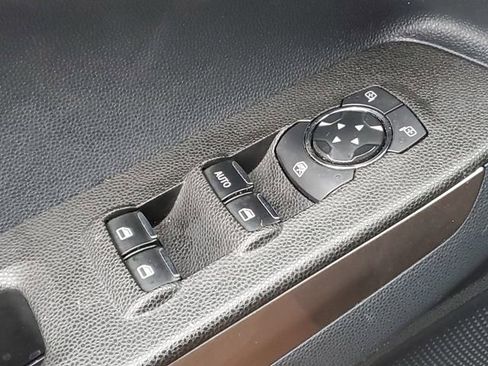 Used 2020 Ford EcoSport SE image 21