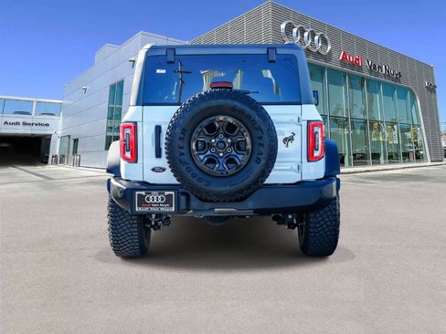 Used 2024 Ford Bronco Wildtrak image 3