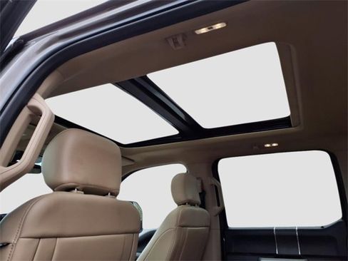 Used 2021 Ford F350 Lariat w/ Lariat Ultimate Package image 14