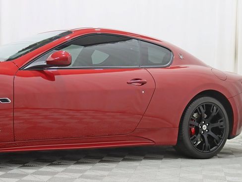 Used 2014 Maserati GranTurismo Sport image 4