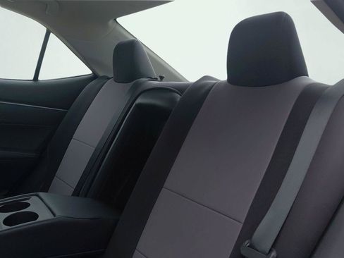 Used 2015 Toyota Corolla S Premium FWD image 35