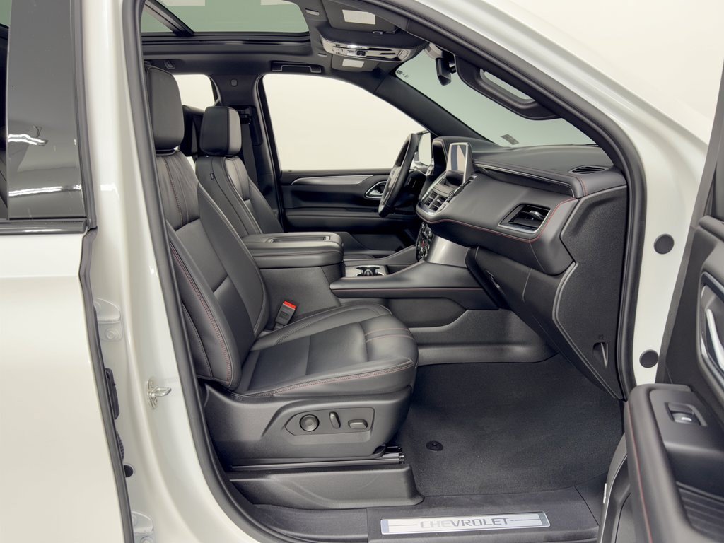 Used 2024 Chevrolet Tahoe RST w/ Luxury Package RWD image 30
