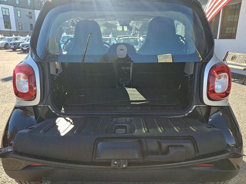 Used 2016 smart fortwo Proxy image 27