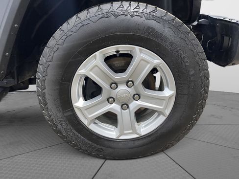 Used 2021 Jeep Wrangler Unlimited Sport image 11