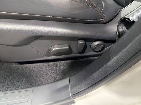 Used 2026 Subaru Forester Touring AWD/4WD image 13