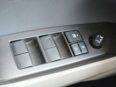 Used 2021 Toyota Camry LE FWD image 21