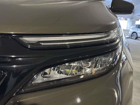 Used 2024 Chevrolet Equinox RS w/ LPO, Floor Liner Package AWD/4WD image 12