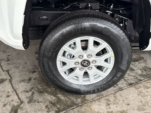 New 2026 Toyota Tacoma SR5 AWD/4WD image 6